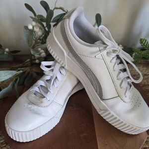 Women's Puma Tennis Shoes Size 7